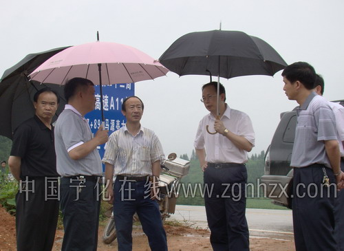 寧化縣委書記陳忠杰調研永寧高速公路