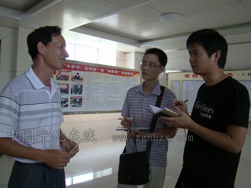 多家媒體來寧采訪“情暖職工司法維權(quán)行動”