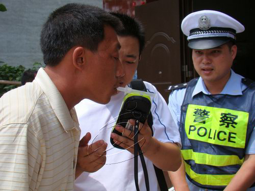 酒后駕駛摩托也是酒駕　摩托司機需警醒