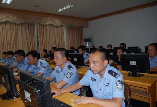 寧化公安開(kāi)展信息化應(yīng)用練兵