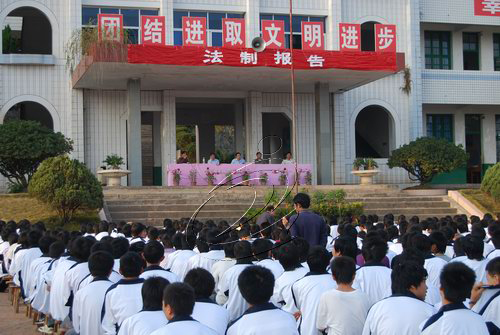 寧化法院積極開展校園法制教育活動