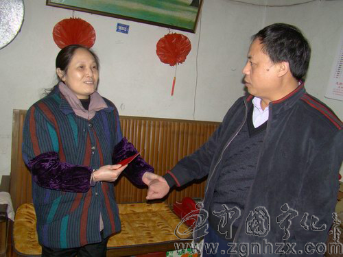 市總工會領(lǐng)導到寧化慰問困難勞模和困難職工