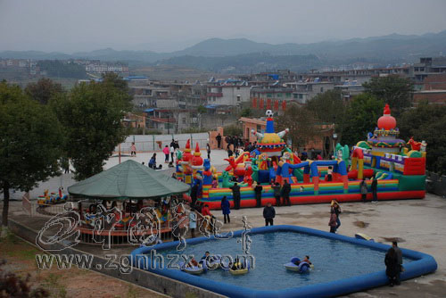 寧化：市民喜慶新春　稱贊城區變化