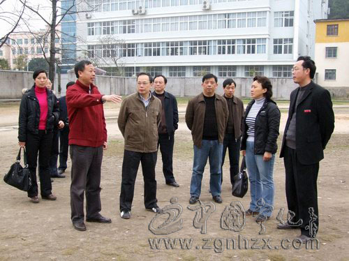 縣委書記陳忠杰到寧化一中、六中調研