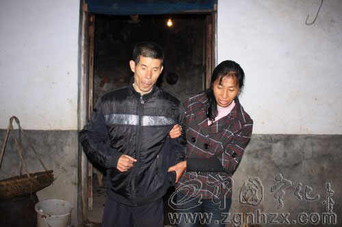 夏仁秀：有我在，這個(gè)家就能撐起來