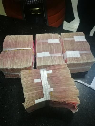 欒先生遺失在酒店的39萬元現金 圖片來自警方