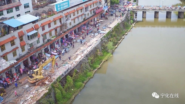 寧化南橫街300余攤位拆除完畢,新橋市場今日營業(yè)!