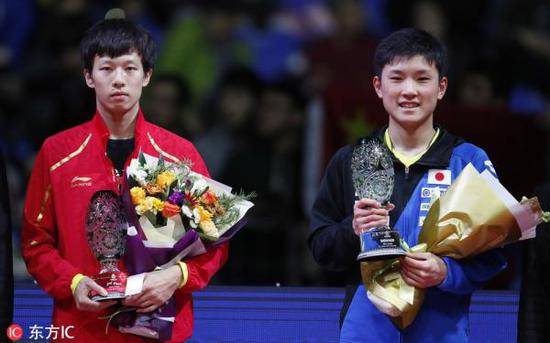 張本智和（右）奪冠創歷史。&nbsp; 本文圖片 東方IC