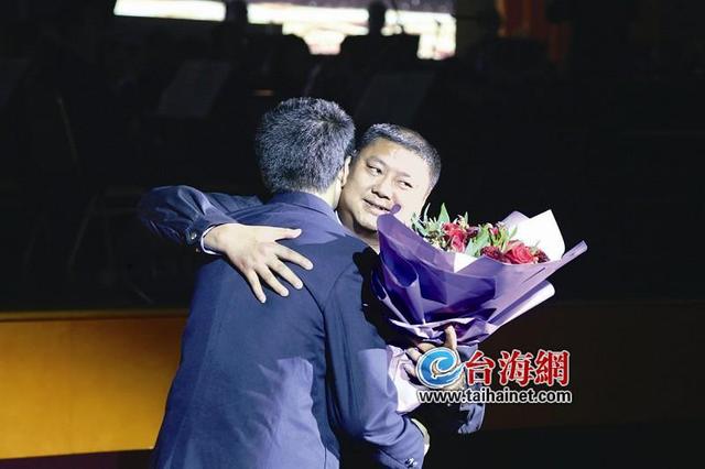 慶祝改革開放四十周年，廈門公交人唱響激情年華