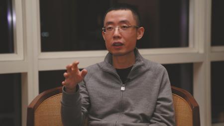 在成都春熙路一家五星級酒店，“花總”接受華西都市報、封面新聞記者專訪，講述了曝光“酒店衛生黑幕”之后的經歷。