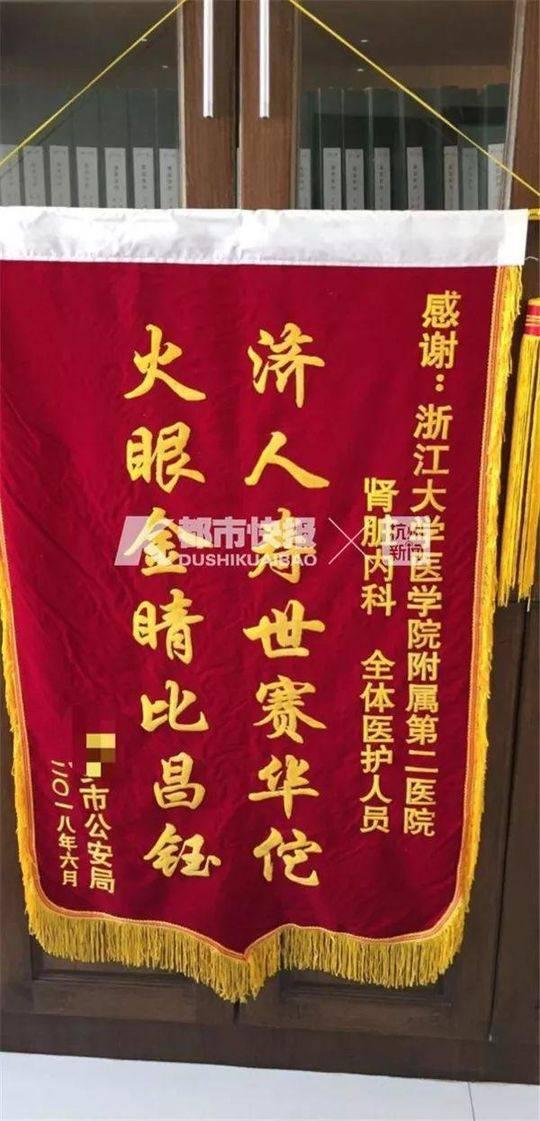 至此，兩位醫(yī)生之前不明白的地方也都可以解釋了：