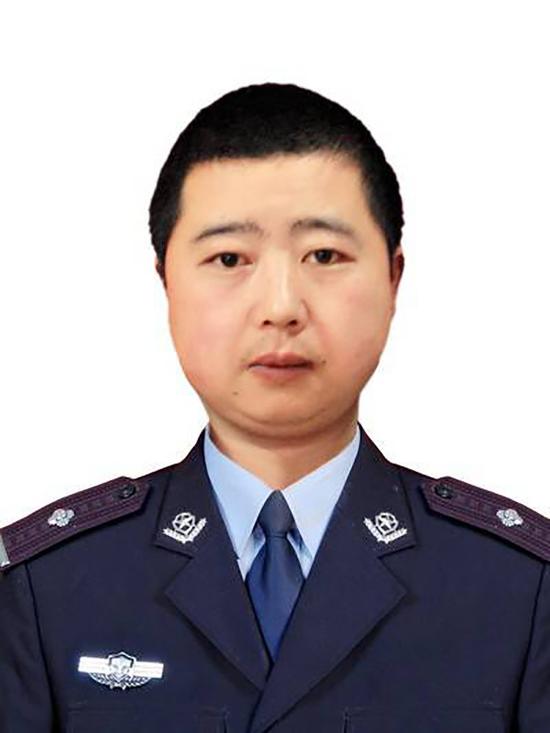 犧牲的輔警廖弦。 仁壽縣公安局 供圖