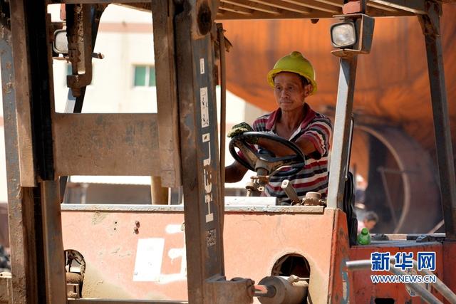 高溫“烤”驗下的石獅造船廠：揮汗如雨忙生產