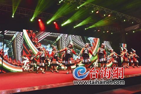 全閩共舞很歡樂 中老年人展風采