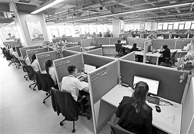 專業客服公司中客服專員的應聘門檻并不高 供圖/視覺中國