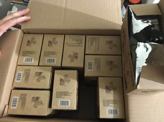 ▲劉芳購(gòu)買的減肥茶