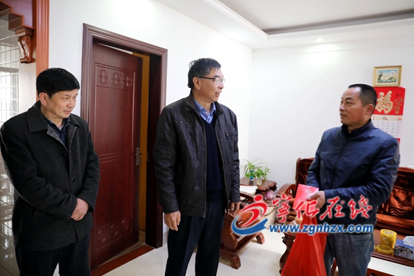 寧化縣領導深入城區開展走訪慰問活動