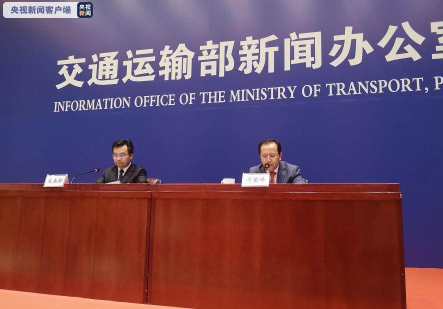 交通運(yùn)輸部：嚴(yán)重超載導(dǎo)致無錫橋梁發(fā)生側(cè)翻 調(diào)查還在繼續(xù)