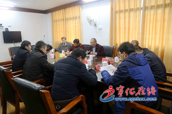 謝華安院士到寧化指導河龍貢米品種篩選工作