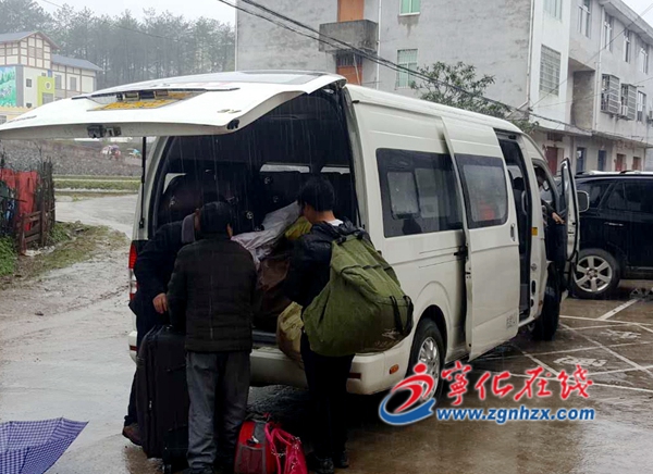 寧化3輛“黑車”被依法查扣