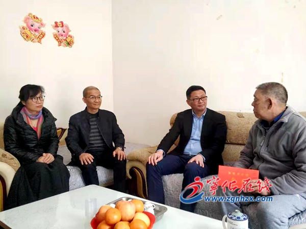 省僑聯(lián)慰問(wèn)組來(lái)寧化開(kāi)展慰問(wèn)活動(dòng)