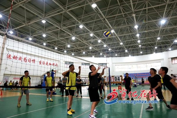 寧化：慶“五一”氣排球賽落下帷幕
