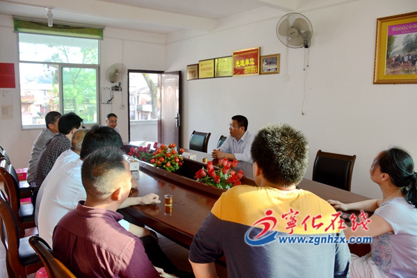 寧化縣委書記余建地深入曹坊鎮調研