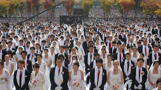 資料圖：韓國舉行大規模集體婚禮。（新華社）