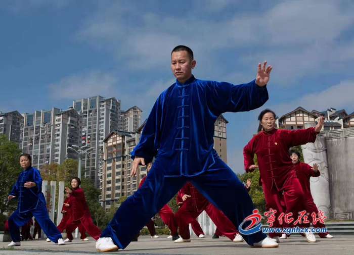 楊晨星：健身八段錦 古意新風尚