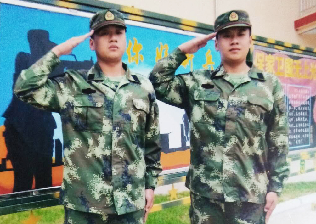 圖2：兄弟倆一起參軍入伍  董光陽(yáng)攝影。
