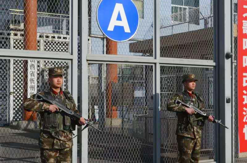 圖4：兄弟倆一起執(zhí)勤  董光陽(yáng)攝影。