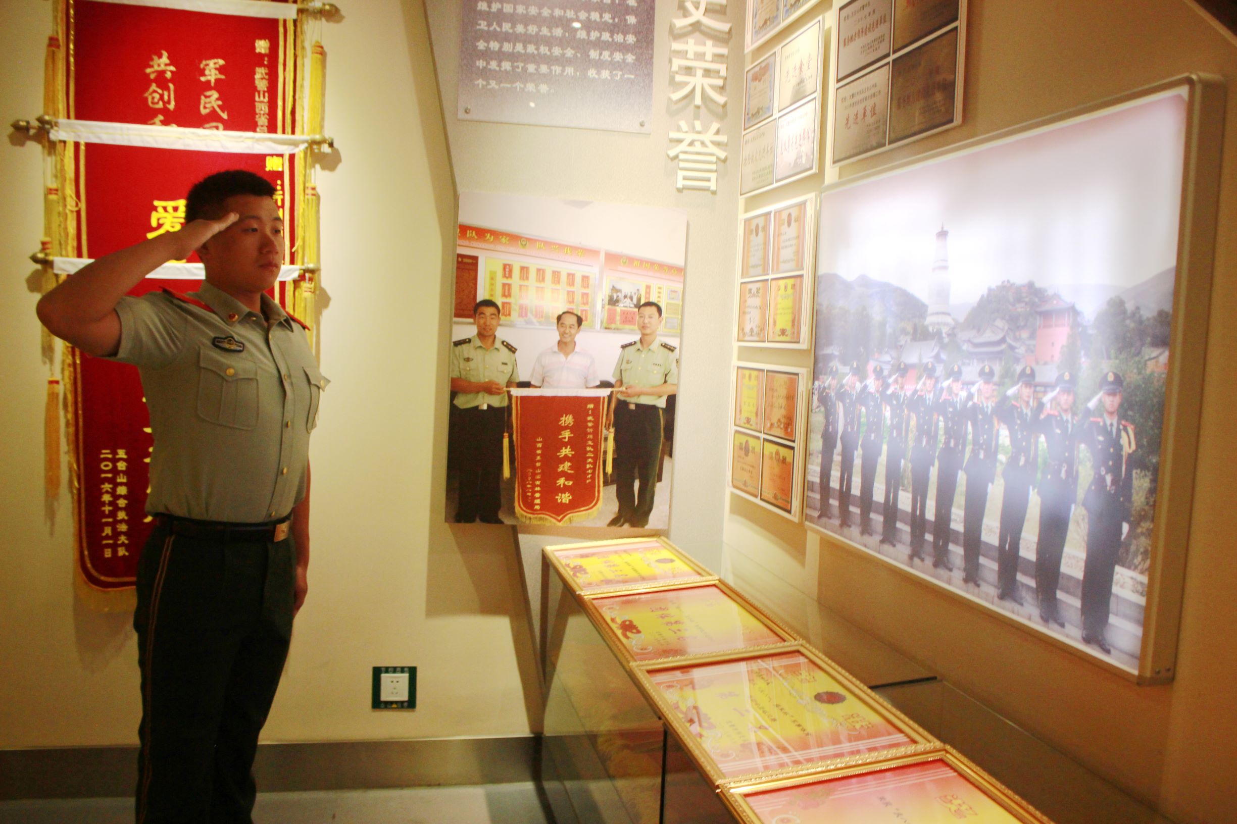 圖7：兄弟倆立志苦學(xué)  董光陽(yáng)攝影。