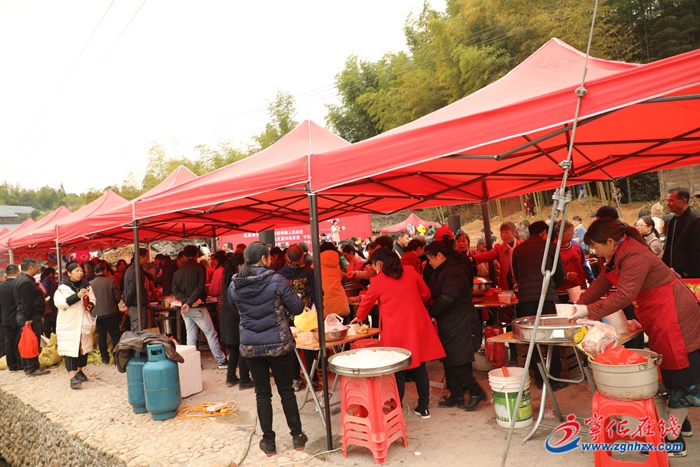 【中國綠都·最氧三明】寧化城郊:山村美食節客如潮