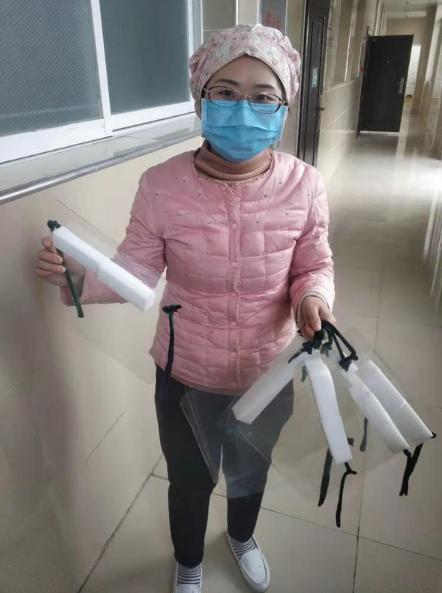 醫(yī)護人員自制防護面罩