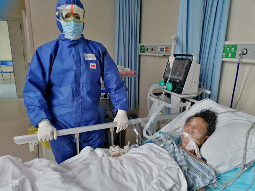 【戰疫最前線】一線醫生：看著患者豎起的大拇指，能感受到信任與感激