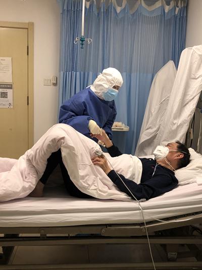 中日醫院感染科：別人可以后退，醫生不能退