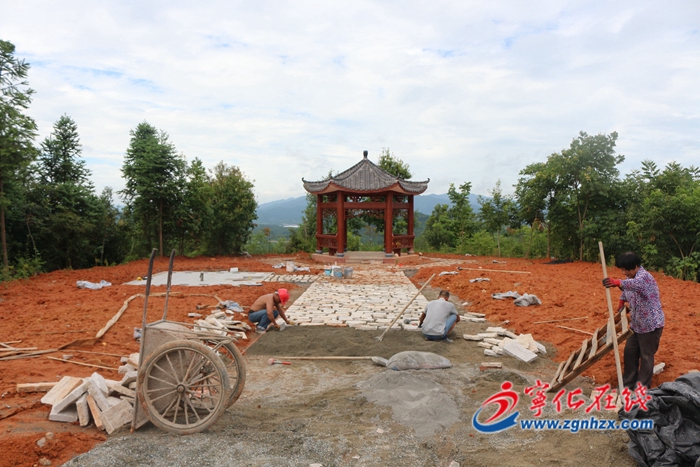【中國(guó)綠都·最氧三明】寧化馬元亭村建設(shè)高山觀(guān)景臺(tái)