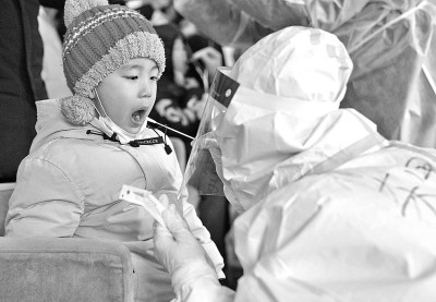 “這里危險(xiǎn)，誰都不要來換我們”