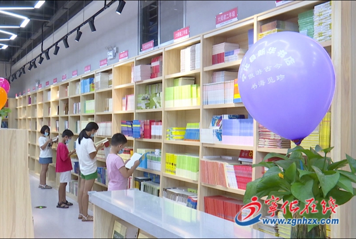 假期“新時尚”,寧化市民享受讀書樂趣