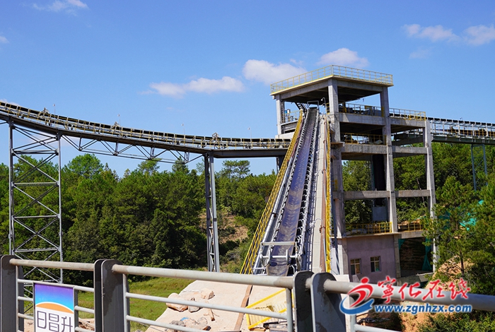 寧化:建設者節日奮戰一線 確保項目如期達產