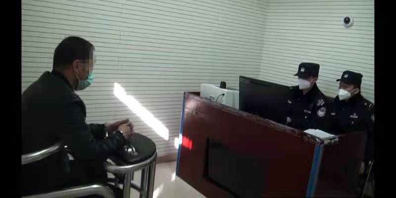 一男子在進京高鐵上吸煙打傷乘警被刑拘