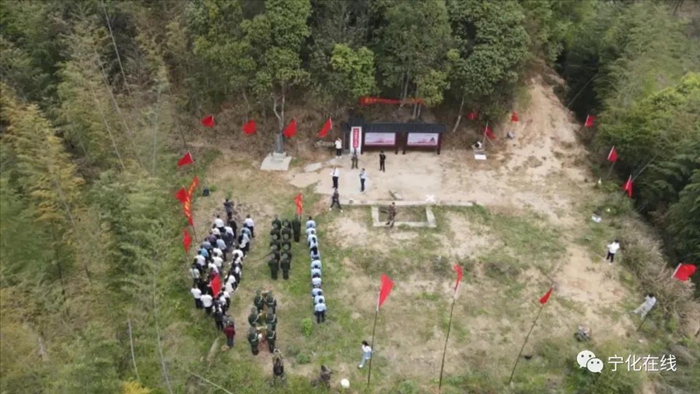 【學(xué)黨史 悟思想 辦實事 開新局】寧化：祭英烈學(xué)黨史 汲取前行力量