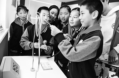 青少年成長:除了知識 還要“留白”