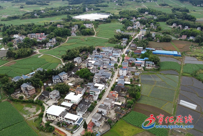 泉上鎮謝新村:貧困山村的美麗嬗變