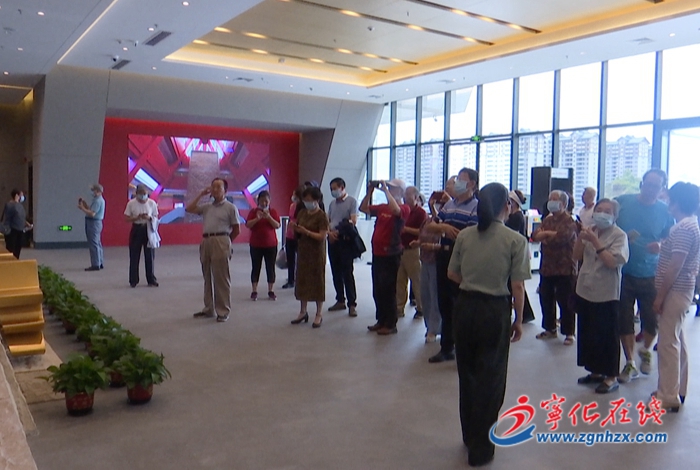 【再學(xué)習(xí) 再調(diào)研 再落實(shí)】市廳級(jí)老同志來寧參觀考察