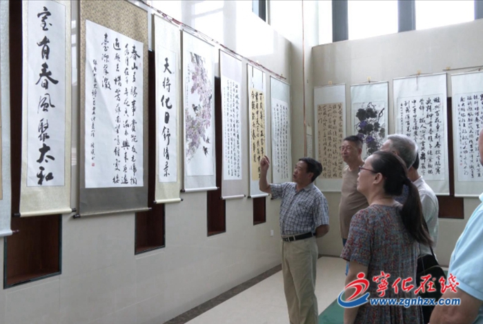 寧化老年大學(xué)開(kāi)展“我心向黨 翰墨飄香”書(shū)畫(huà)展