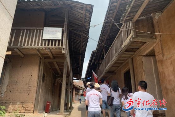 泉州師范學(xué)院黨史學(xué)習(xí)實(shí)踐團(tuán)在寧開展暑期紅色社會(huì)實(shí)踐