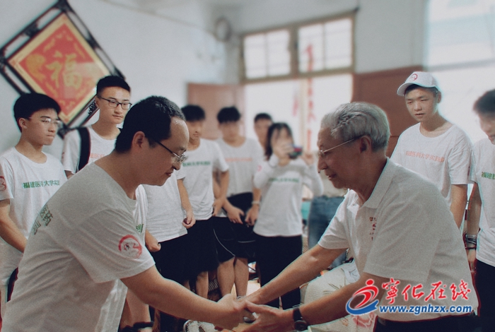 福建醫科大學來寧化開展“三下鄉”活動