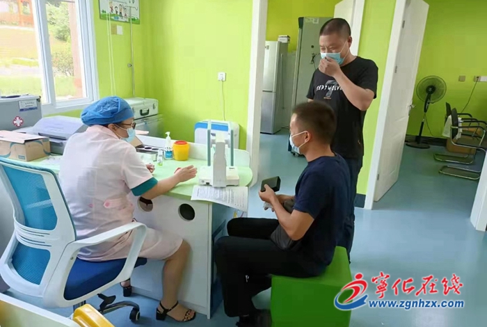 石壁鎮(zhèn):積極動員外出務(wù)工人員接種新冠疫苗