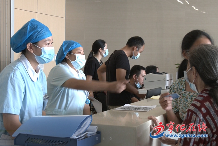 【網絡中國節·中秋】假期堅守崗位，他們守護這座城市